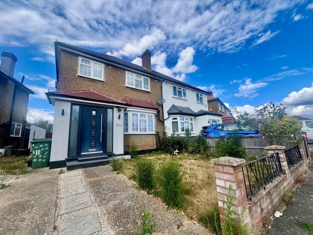 4 bed Semi Detached for rent in Ruislip. From Andrew Pearce - Pinner