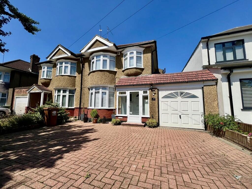 3 bed Semi Detached for rent in Harrow. From Andrew Pearce - Pinner