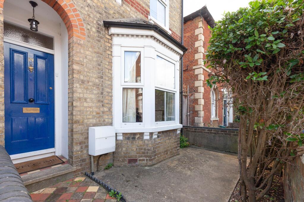 4 bed End of Terrace for rent in Sandford-on-Thames. From Wheatley Estates - Wheatley
