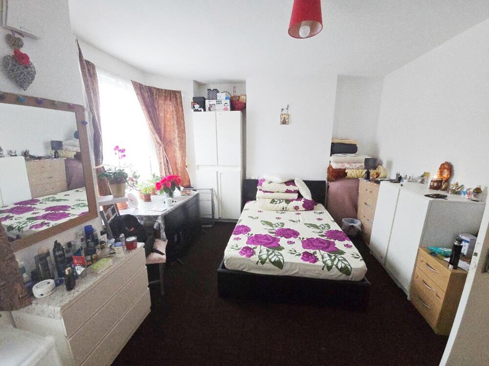 1 bed 1st Floor Flat for rent in East Ham. From Orange Square - London 1 bed 1st Floor Flat for rent in East Ham. From Orange Square - London