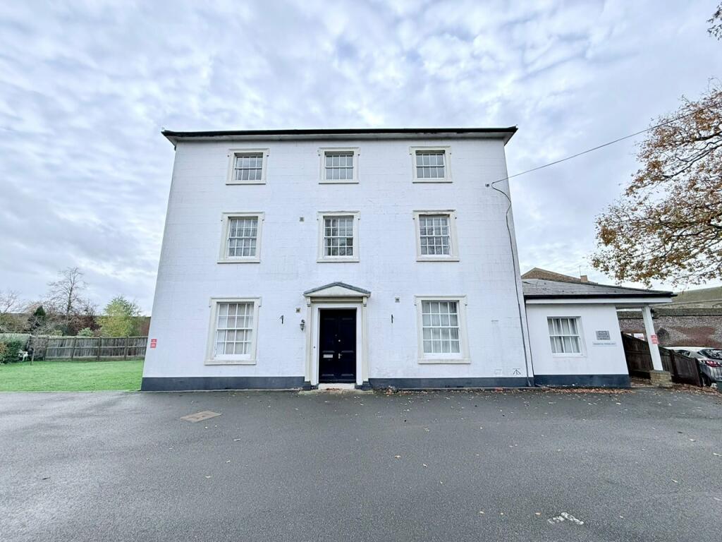 1 bed 1st Floor Flat for rent in Chelmsford. From Property Stop - Chelmsford