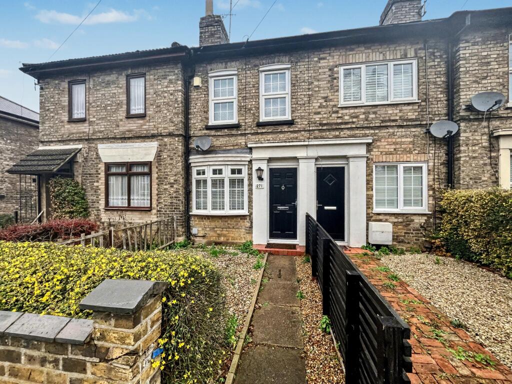 2 bed Mid Terraced House for rent in Chelmsford. From Property Stop - Chelmsford