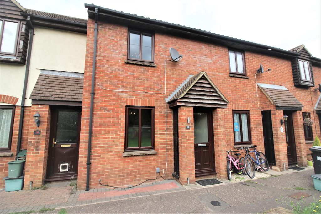 2 bed Mid Terraced House for rent in Chelmsford. From Property Stop - Chelmsford
