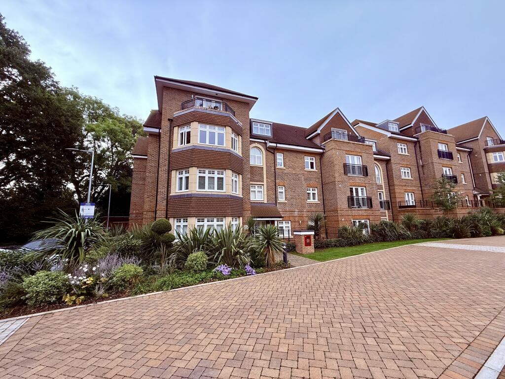 3 bed Apartment for rent in Brentwood. From Property Stop - Chelmsford 3 bed Apartment for rent in Brentwood. From Property Stop - Chelmsford