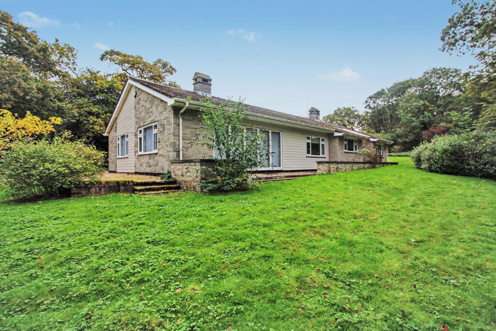 4 bed Bungalow for rent in . From Property Stop - Chelmsford