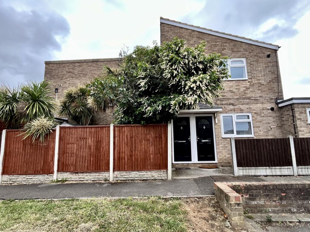 1 bed 1st Floor Flat for rent in Corringham. From Property Stop - Chelmsford