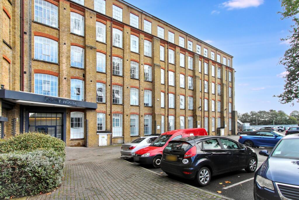 1 bed Apartment for rent in . From Property Stop - Chelmsford