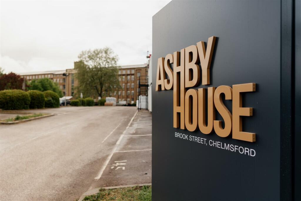 1 bed Apartment for rent in . From Property Stop - Chelmsford