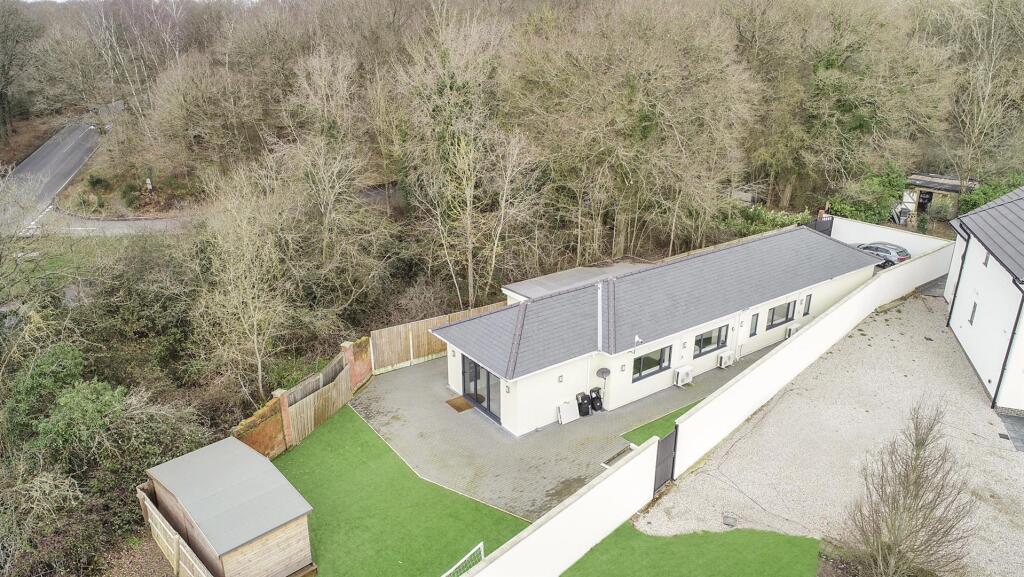 3 bed Detached bungalow for rent in Bicknacre. From Property Stop - Chelmsford