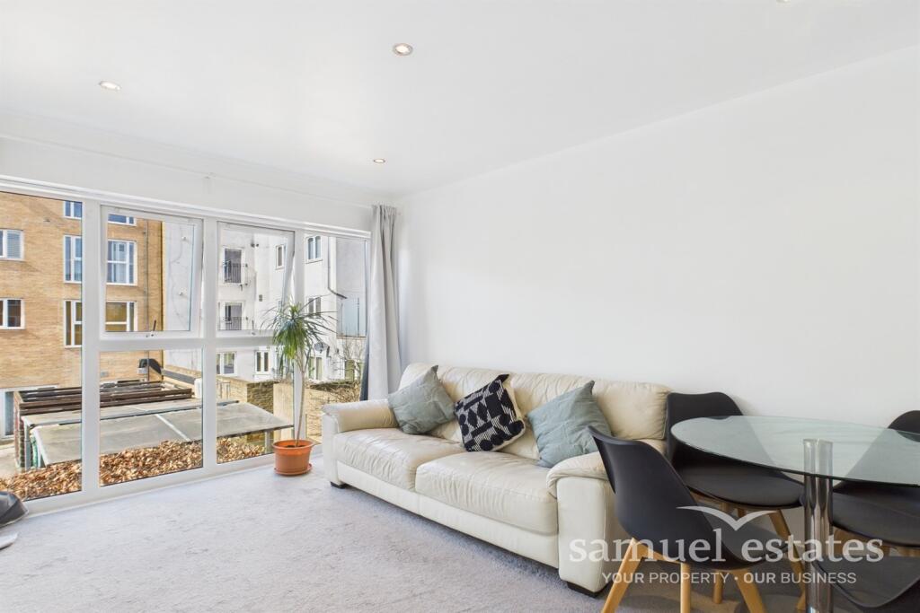 2 bed 1st Floor Flat for rent in London. From Samuel Estates
