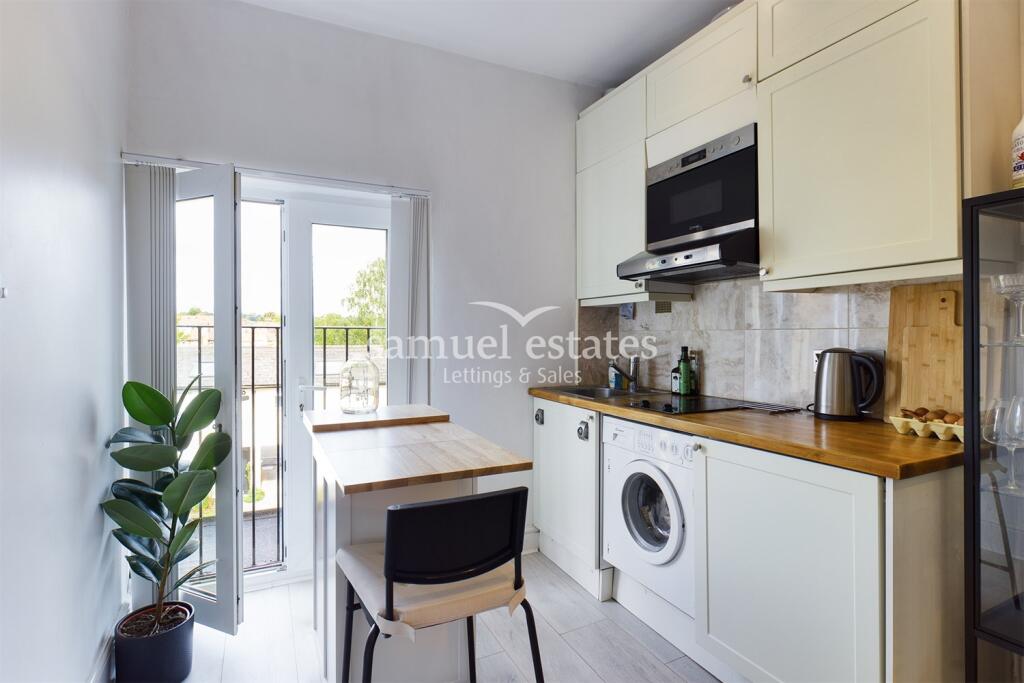 0 bed 1st Floor Flat for rent in London. From Samuel Estates