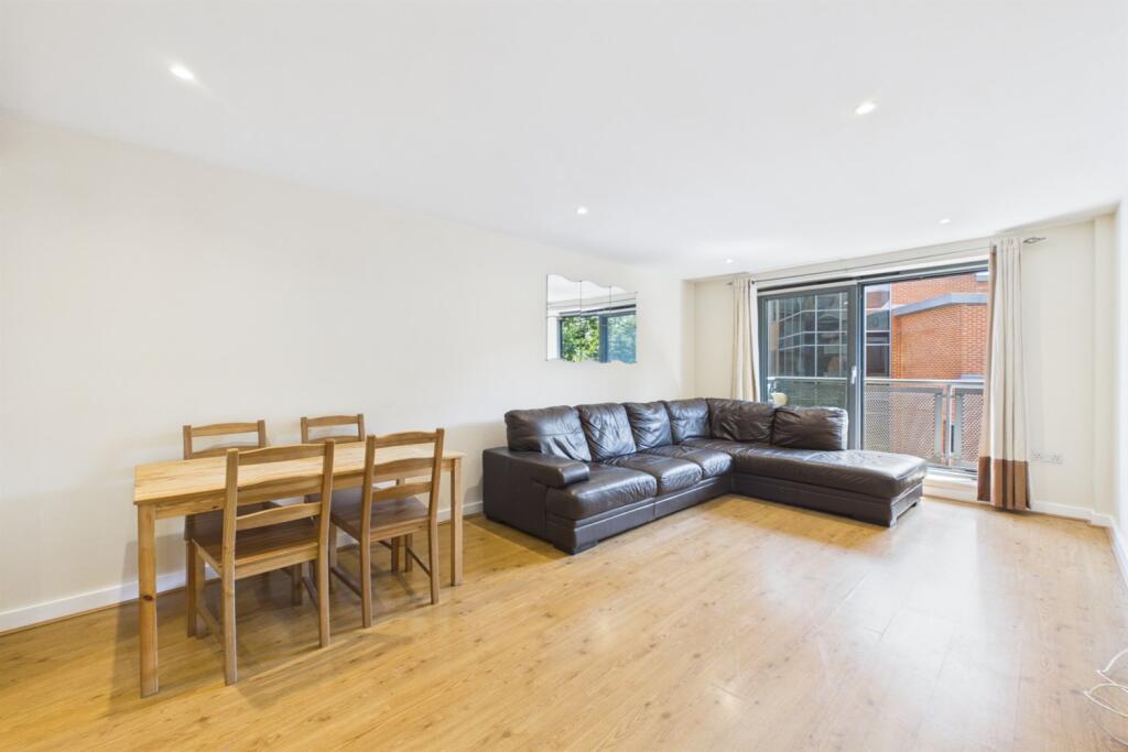 1 bed 1st Floor Flat for rent in Merton. From Samuel Estates 1 bed 1st Floor Flat for rent in Merton. From Samuel Estates