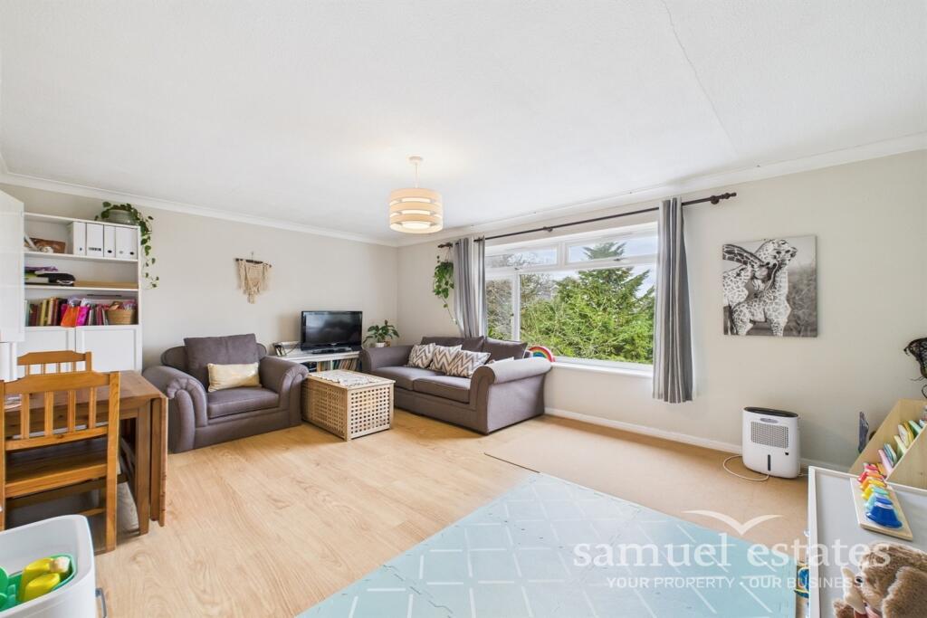 2 bed 1st Floor Flat for rent in Wimbledon. From Samuel Estates