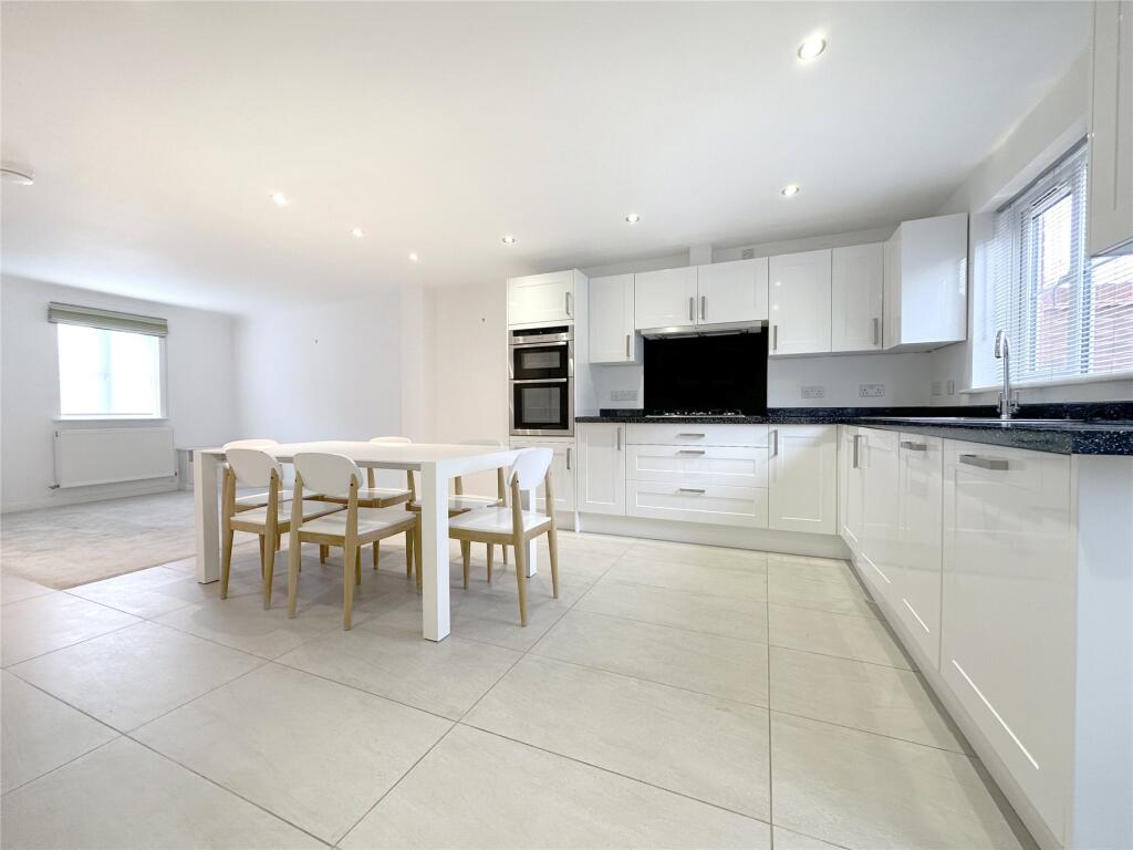3 bed Mid Terraced House for rent in Shillingford Abbot. From Wilkinson Grant & Co - New Homes 3 bed Mid Terraced House for rent in Shillingford Abbot. From Wilkinson Grant & Co - New Homes