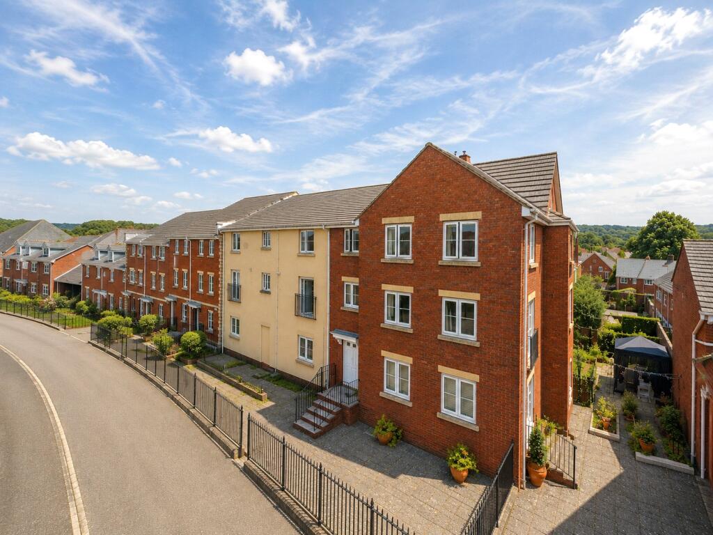 2 bed Apartment for rent in Shillingford Abbot. From Wilkinson Grant & Co - New Homes