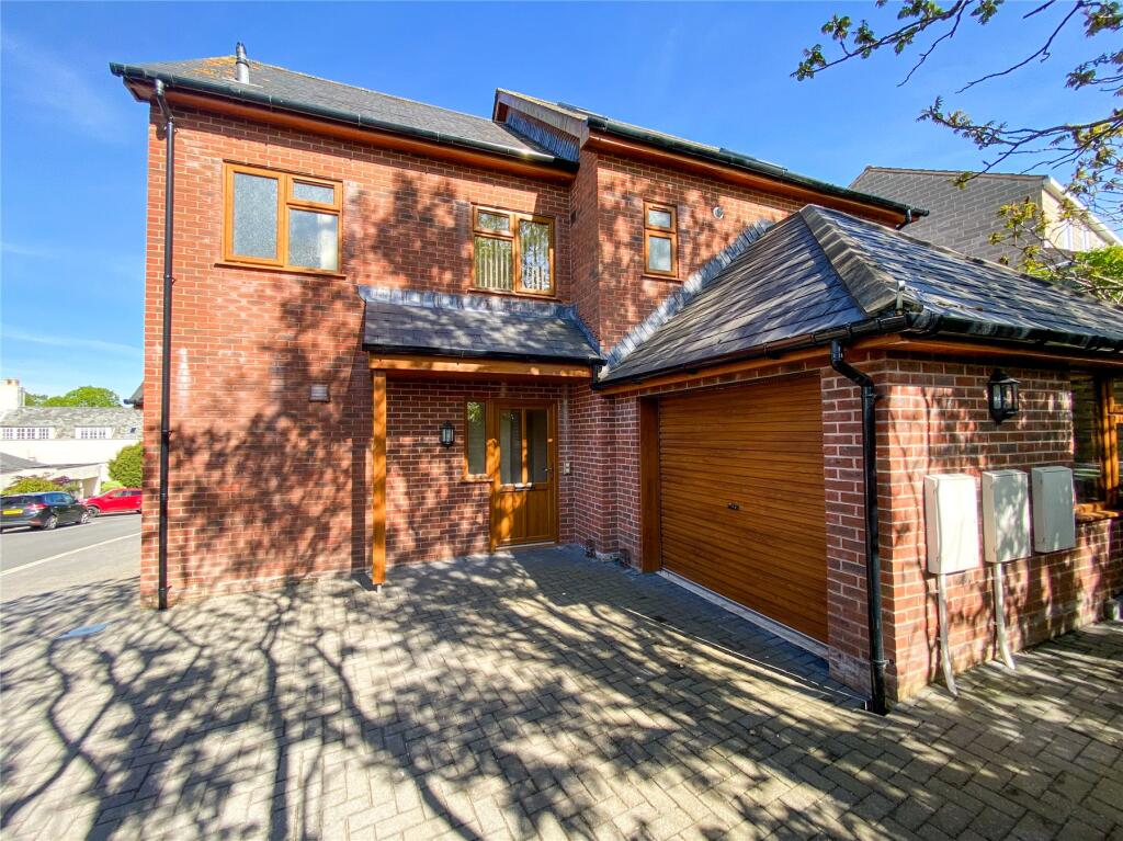 3 bed Apartment for rent in Nadderwater. From Wilkinson Grant & Co - New Homes 3 bed Apartment for rent in Nadderwater. From Wilkinson Grant & Co - New Homes