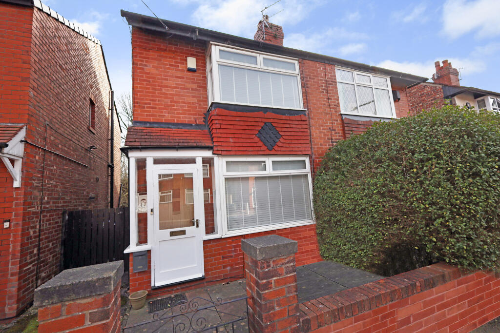 2 bed Semi Detached for rent in Cheadle. From Maurice Kilbride Independent Estate Agents - Cheadle 2 bed Semi Detached for rent in Cheadle. From Maurice Kilbride Independent Estate Agents - Cheadle
