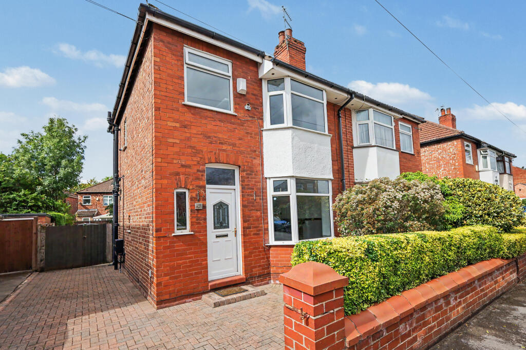3 bed Semi Detached for rent in Cheadle. From Maurice Kilbride Independent Estate Agents - Cheadle 3 bed Semi Detached for rent in Cheadle. From Maurice Kilbride Independent Estate Agents - Cheadle