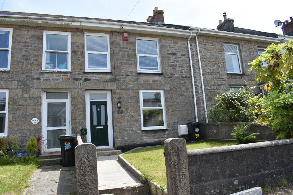 4 bed Mid Terraced House for rent in Redruth. From Redwood Estate Agents Limited - Redruth