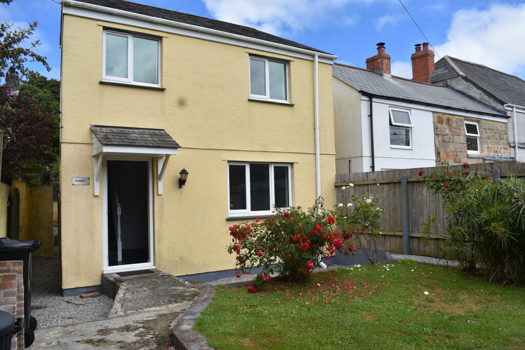 3 bed Detached for rent in Brea. From Redwood Estate Agents Limited - Redruth