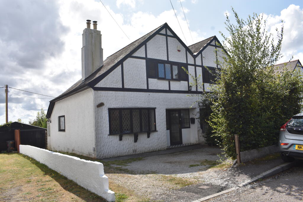 2 bed Semi Detached for rent in Truro. From Redwood Estate Agents Limited - Redruth