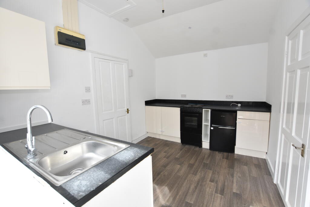 1 bed House (unspecified) for rent in Redruth. From Redwood Estate Agents Limited - Redruth