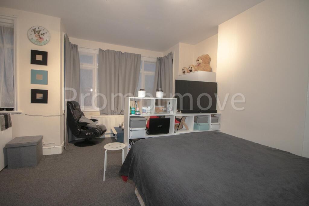 0 bed Studio for rent in Luton. From Promptmove - Luton