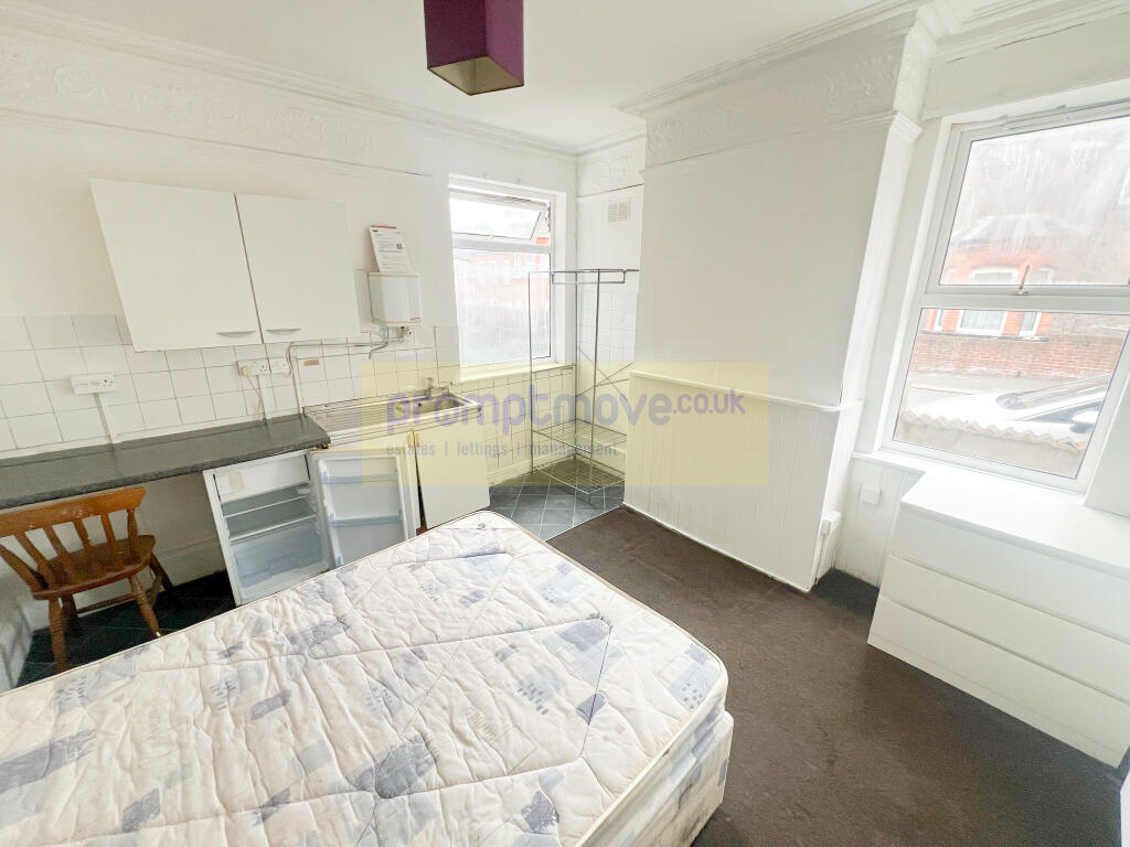 0 bed House Share for rent in Luton. From Promptmove - Luton