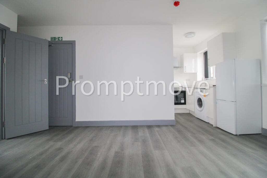 2 bed 1st Floor Flat for rent in Mangrove Green. From Promptmove - Luton