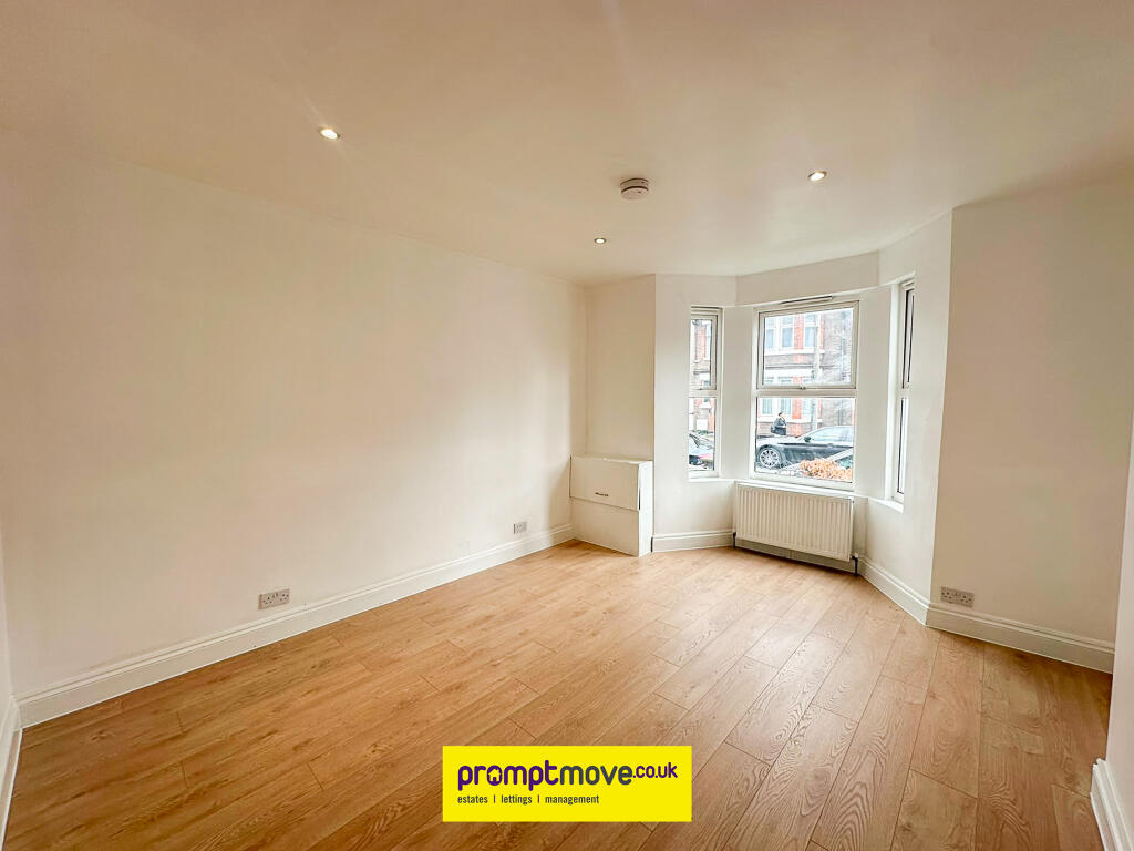 1 bed 1st Floor Flat for rent in Luton. From Promptmove - Luton