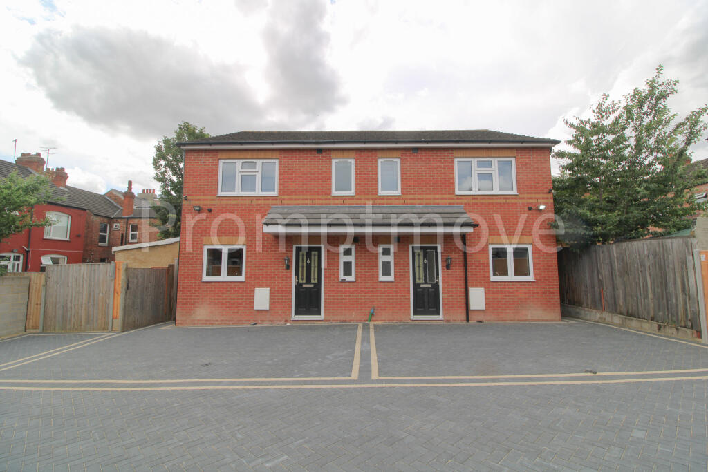 3 bed Semi Detached for rent in Streatley. From Promptmove - Luton