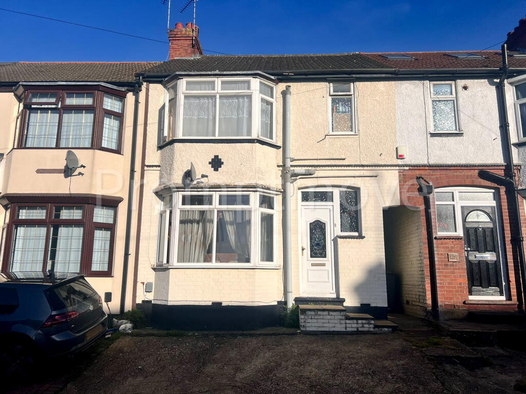 3 bed Mid Terraced House for rent in Chalton. From Promptmove - Luton