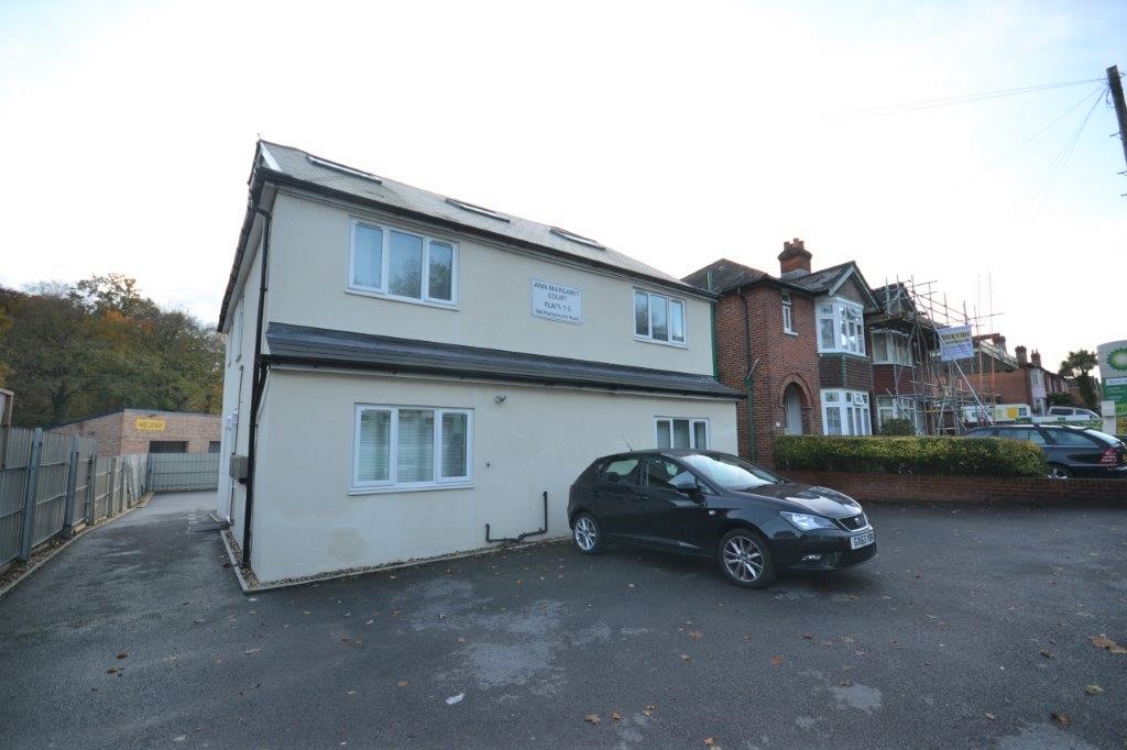 1 bed Flat for rent in Butlocks Heath. From Lets Rent Southampton - Lettings