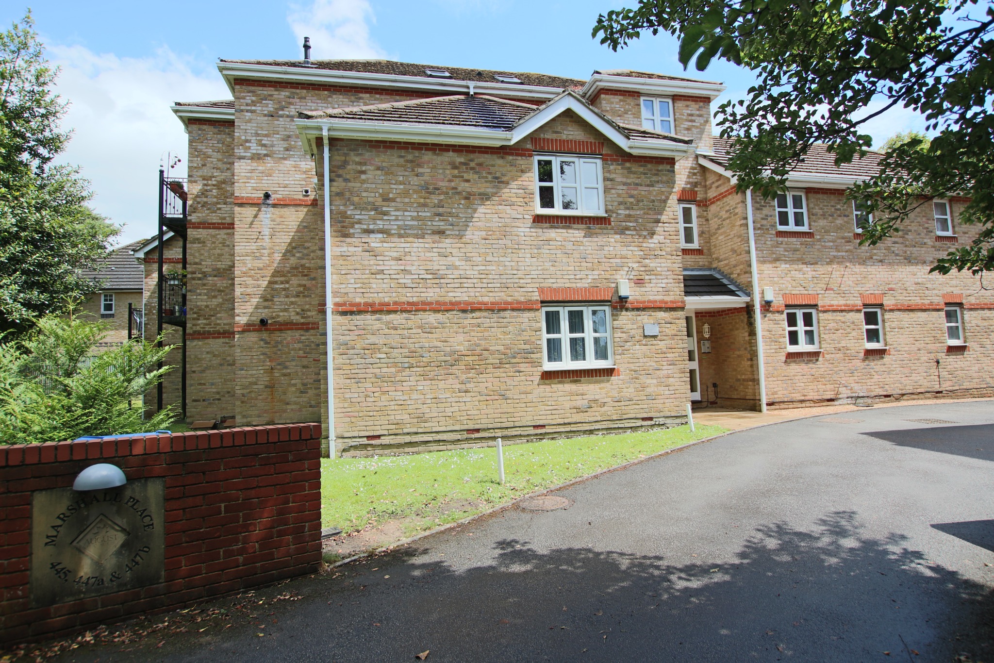 2 bed Apartment for rent in Southampton. From Pearsons estate Agents - Southampton