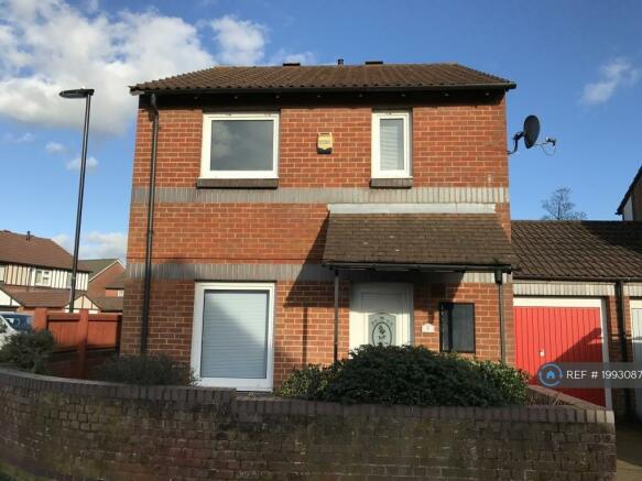 3 bed Detached House for rent in Southampton. From Pearsons estate Agents - Southampton