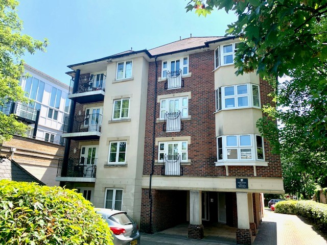 2 bed Apartment for rent in Southampton. From Pearsons estate Agents - Southampton