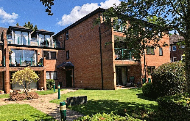 2 bed Apartment for rent in Hampshire. From Pearsons estate Agents - Southampton