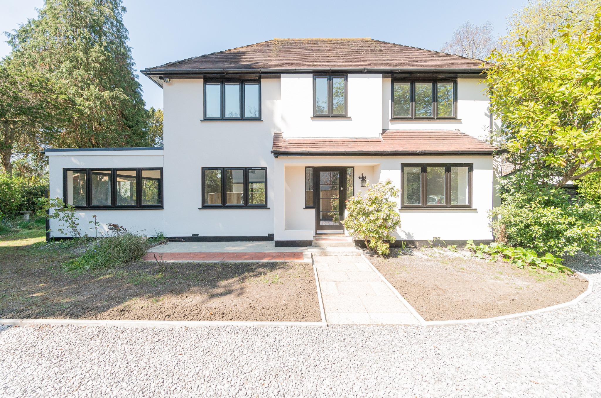 5 bed Detached House for rent in Southampton. From Pearsons Estate Agents - Hythe