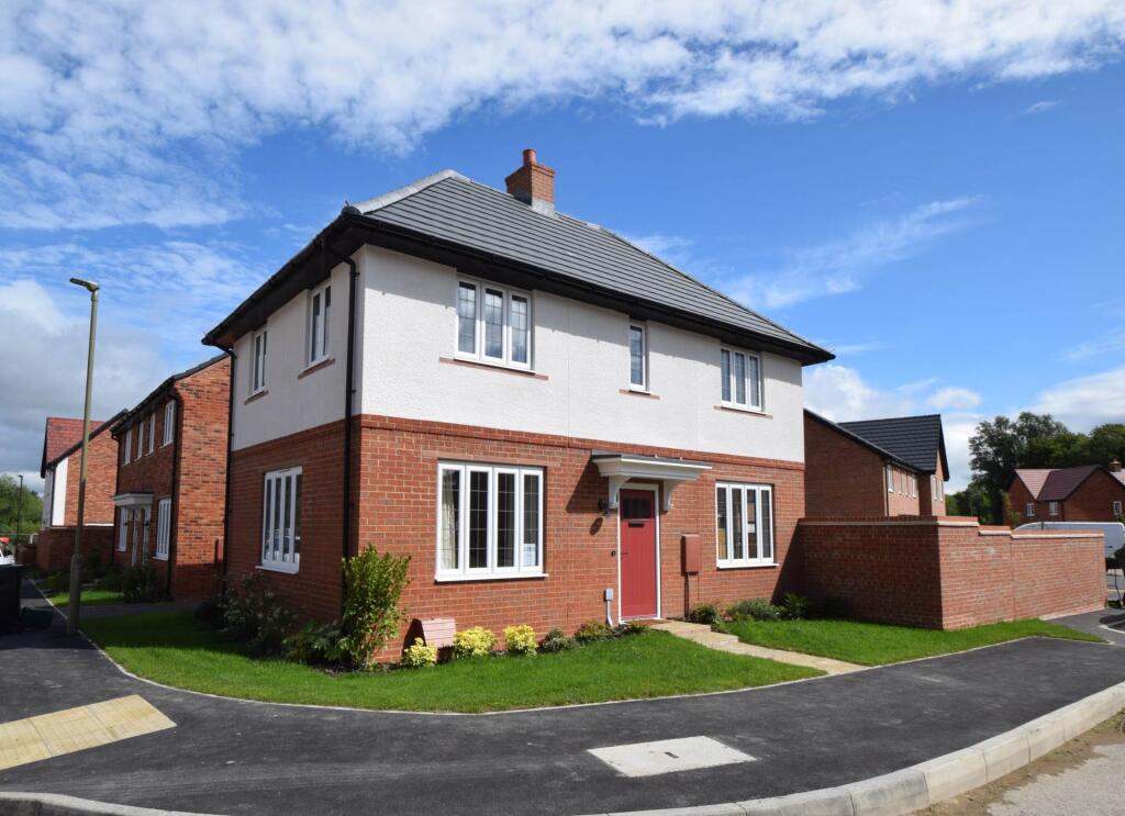 3 bed Detached for rent in Watlington. From Griffith & Partners - Benson