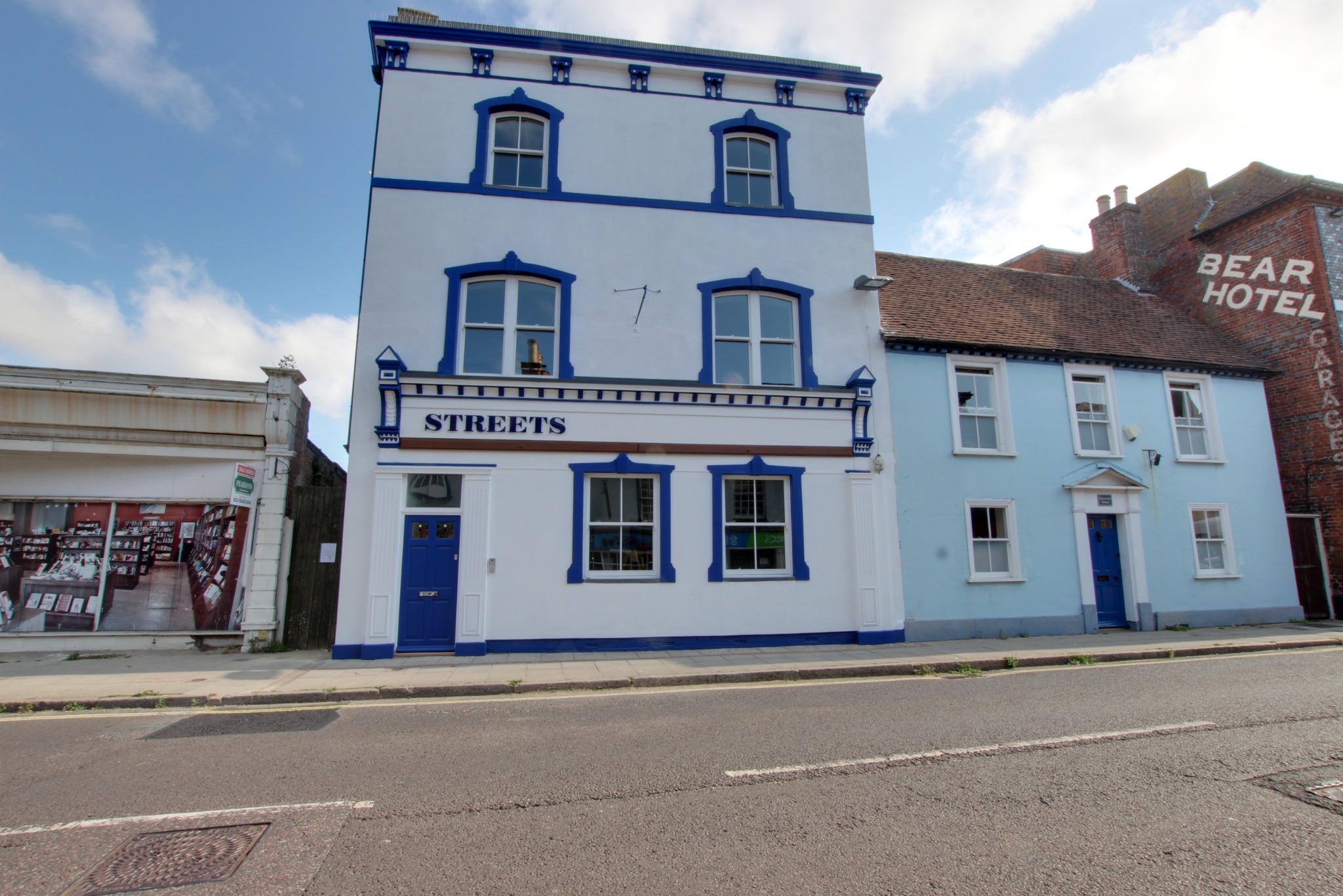 2 bed 1st Floor Flat for rent in Havant. From Pearsons Estate Agents - Havant