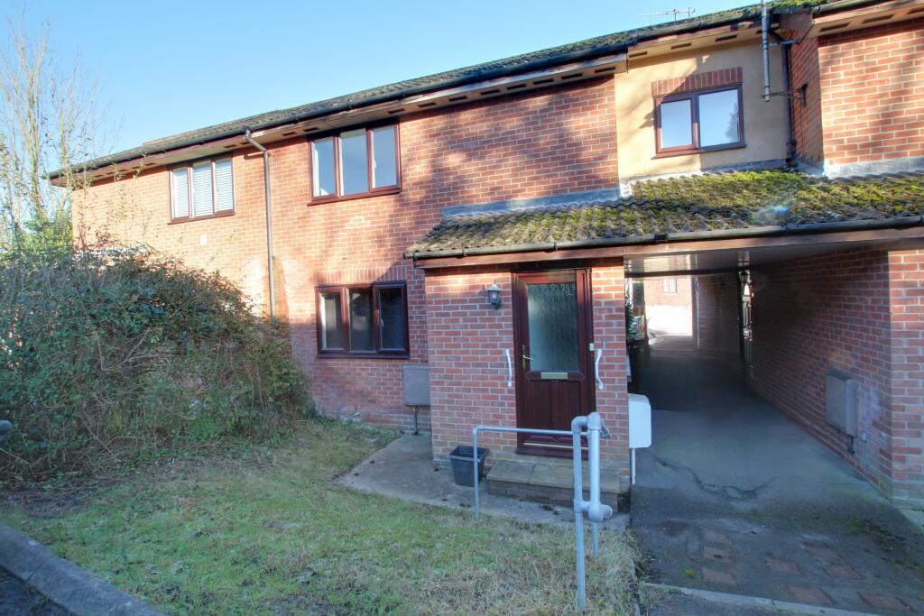 2 bed Apartment for rent in Blendworth. From Pearsons - Waterlooville