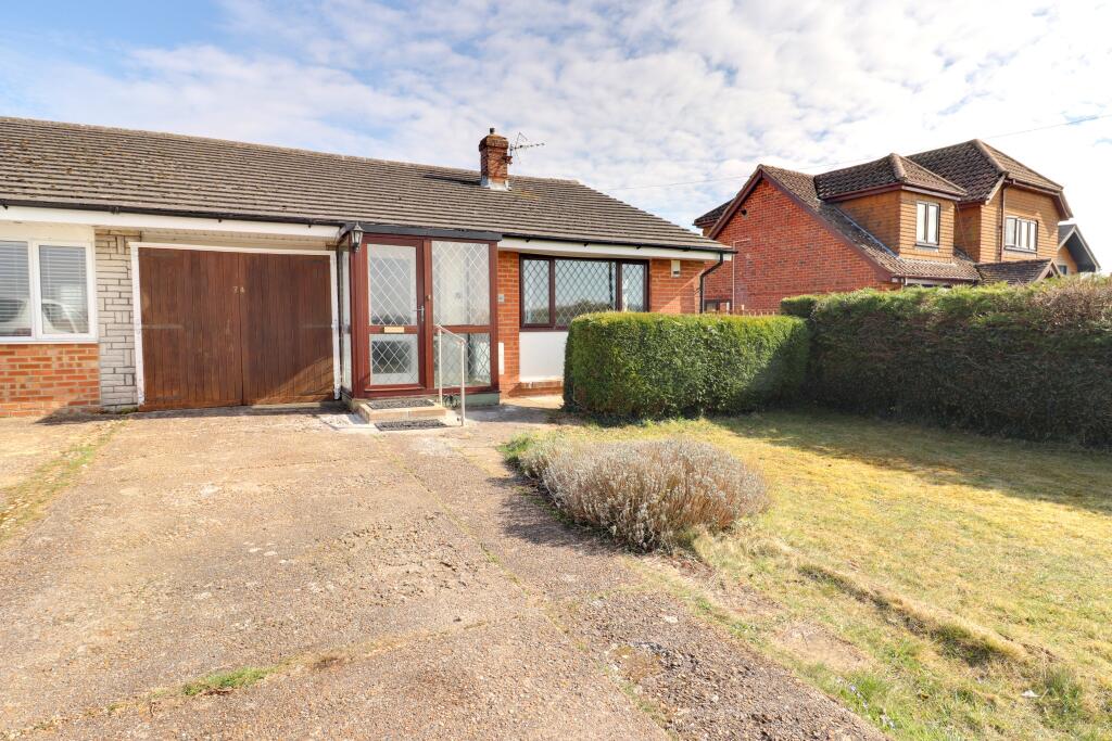 2 bed Semi-detached bungalow for rent in Catherington. From Pearsons - Waterlooville