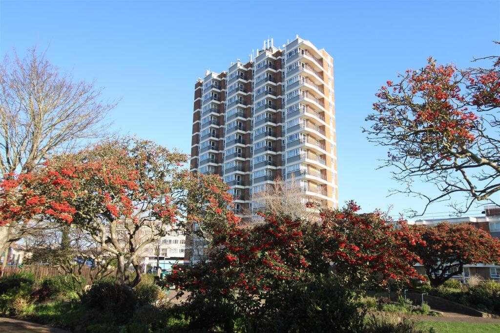 2 bed 1st Floor Flat for rent in Bognor Regis. From Parsons Son & Basley - Bognor Regis