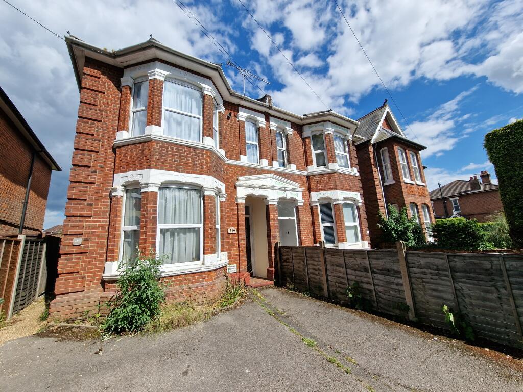 1 bed 1st Floor Flat for rent in Southampton. From Field Palmer - Southampton