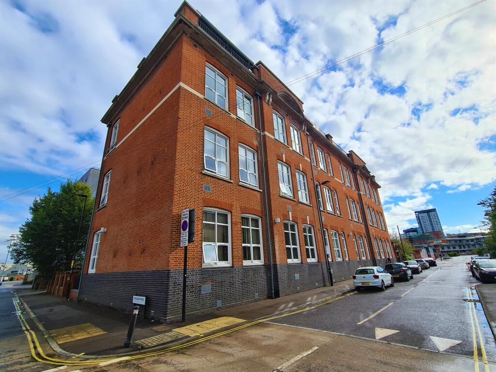1 bed House (unspecified) for rent in Southampton. From Field Palmer - Southampton 1 bed House (unspecified) for rent in Southampton. From Field Palmer - Southampton