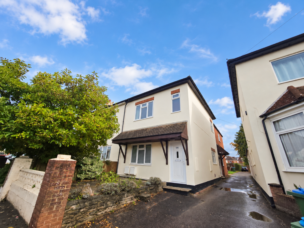 2 bed House (unspecified) for rent in Southampton. From Field Palmer - Southampton 2 bed House (unspecified) for rent in Southampton. From Field Palmer - Southampton