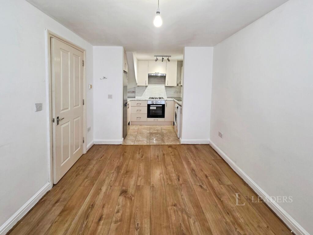 2 bed Detached for rent in Eastleigh. From Leaders - Eastleigh