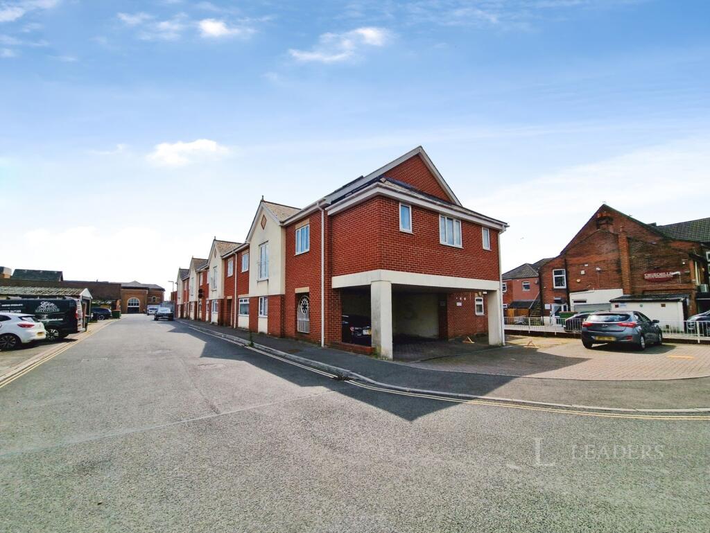 2 bed 1st Floor Flat for rent in Eastleigh. From Leaders - Eastleigh