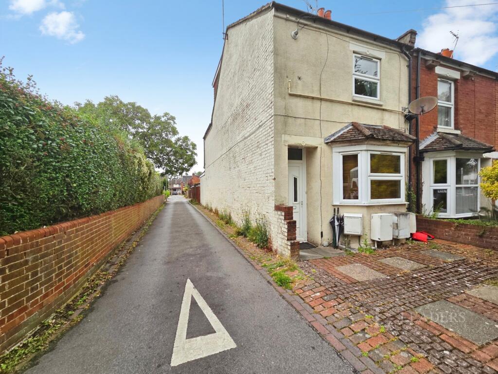1 bed 1st Floor Flat for rent in Eastleigh. From Leaders - Eastleigh