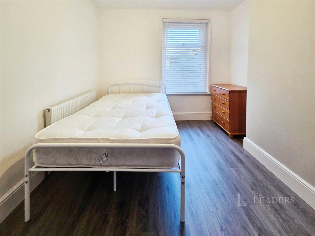4 bed Detached for rent in Eastleigh. From Leaders - Eastleigh